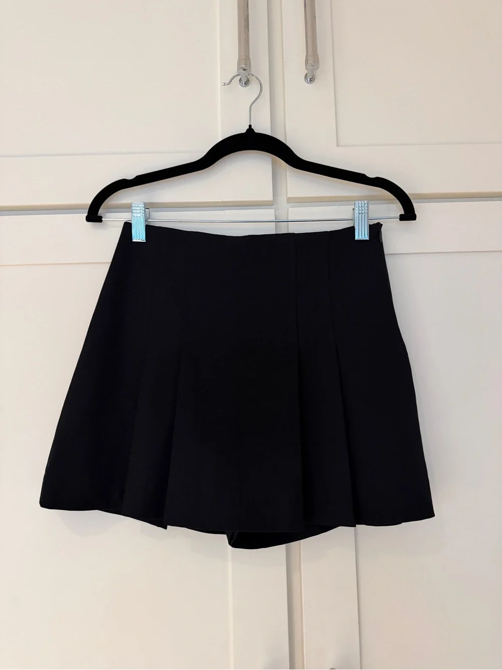 NWT Zara Black Pleated Skort XS